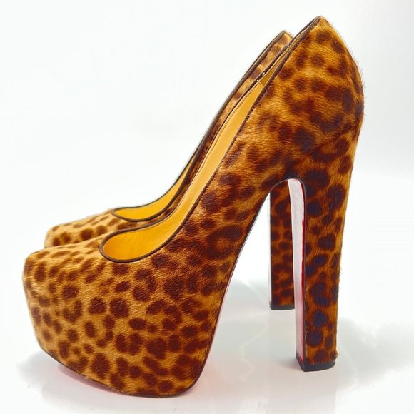 Christian Louboutin Shoes - 🌷❤️‍🔥SPRING SALE 🔥 FINAL PRICE🌷💥Christian Louboutin Lady Daffy 160 37